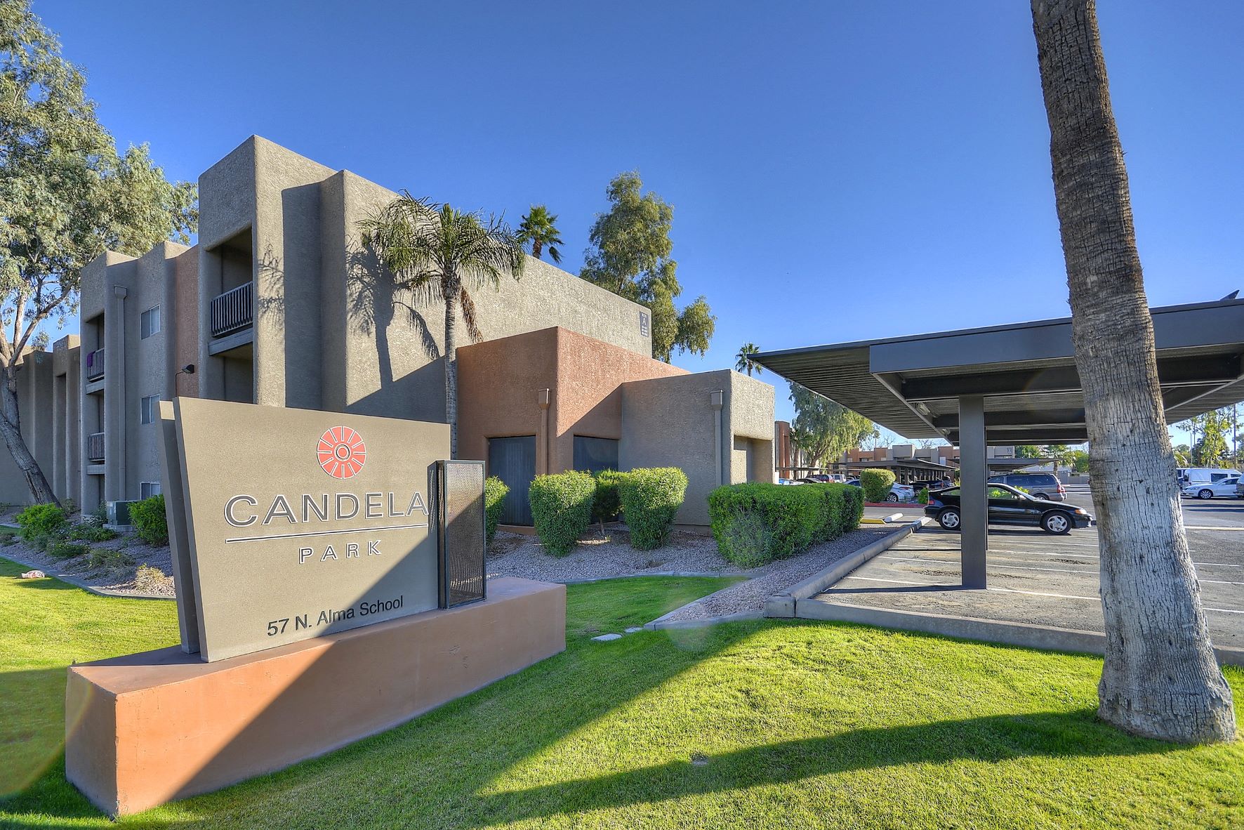 Candela Park photo 2